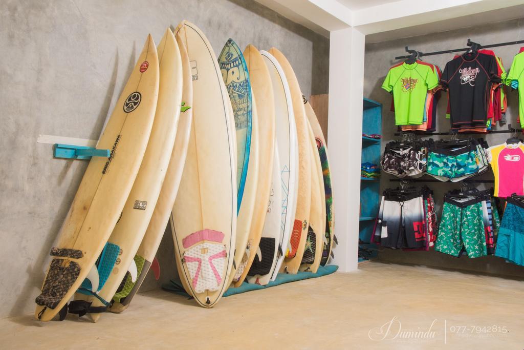 Hotel Cheeky Monkey Surf Camp Weligama Exterior foto