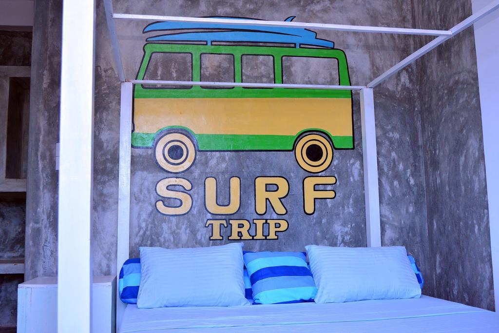 Hotel Cheeky Monkey Surf Camp Weligama Exterior foto